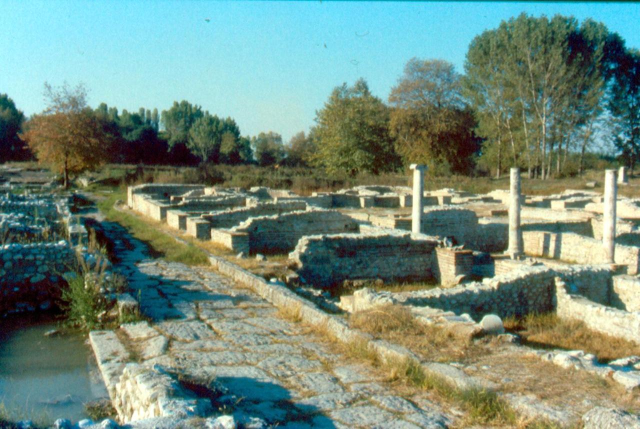 Platon 3* Olympiakí Aktí